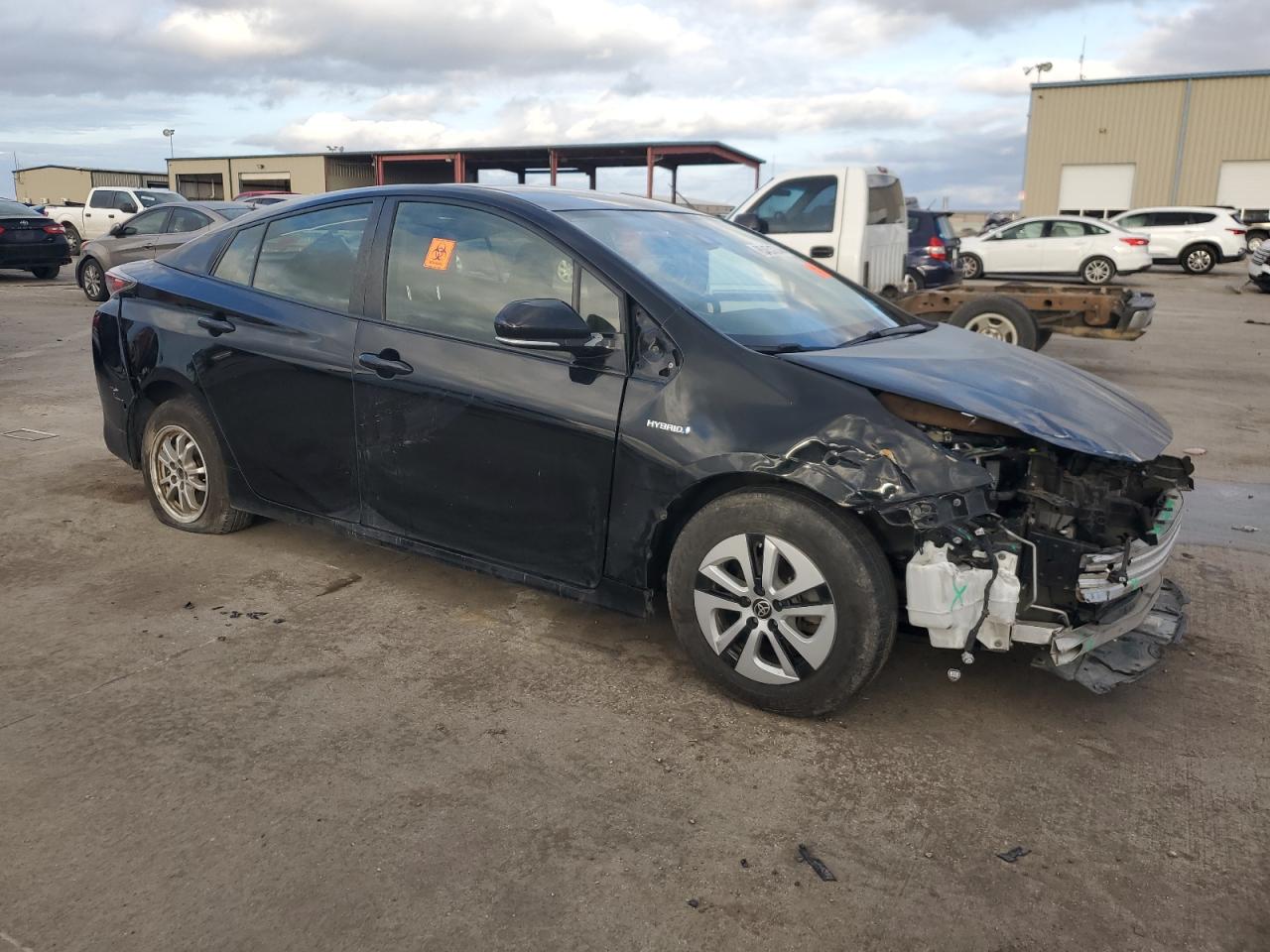 VIN JTDKBRFUXJ3581976 2018 TOYOTA PRIUS no.4