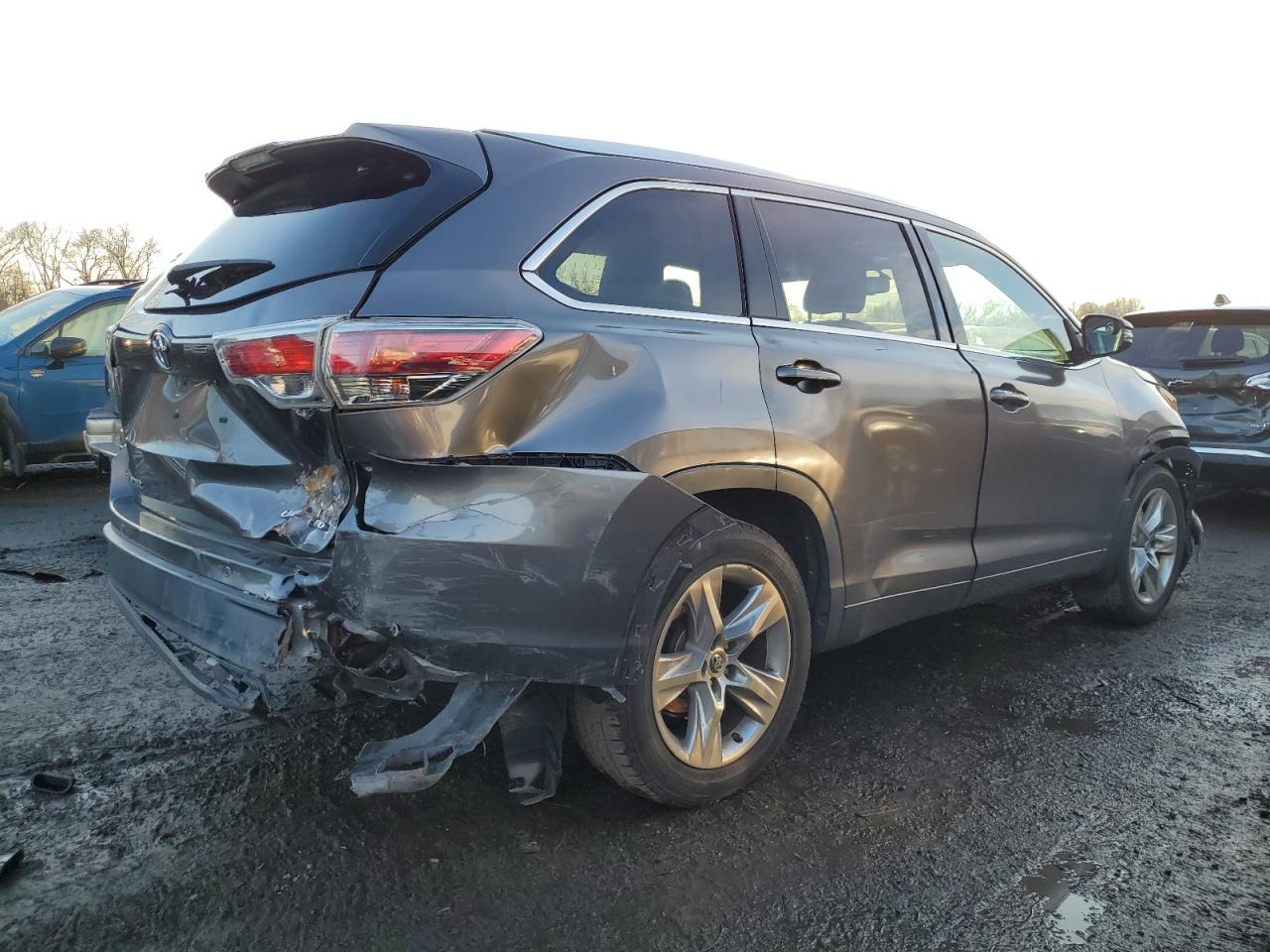 VIN 5TDDKRFHXGS236062 2016 TOYOTA HIGHLANDER no.3