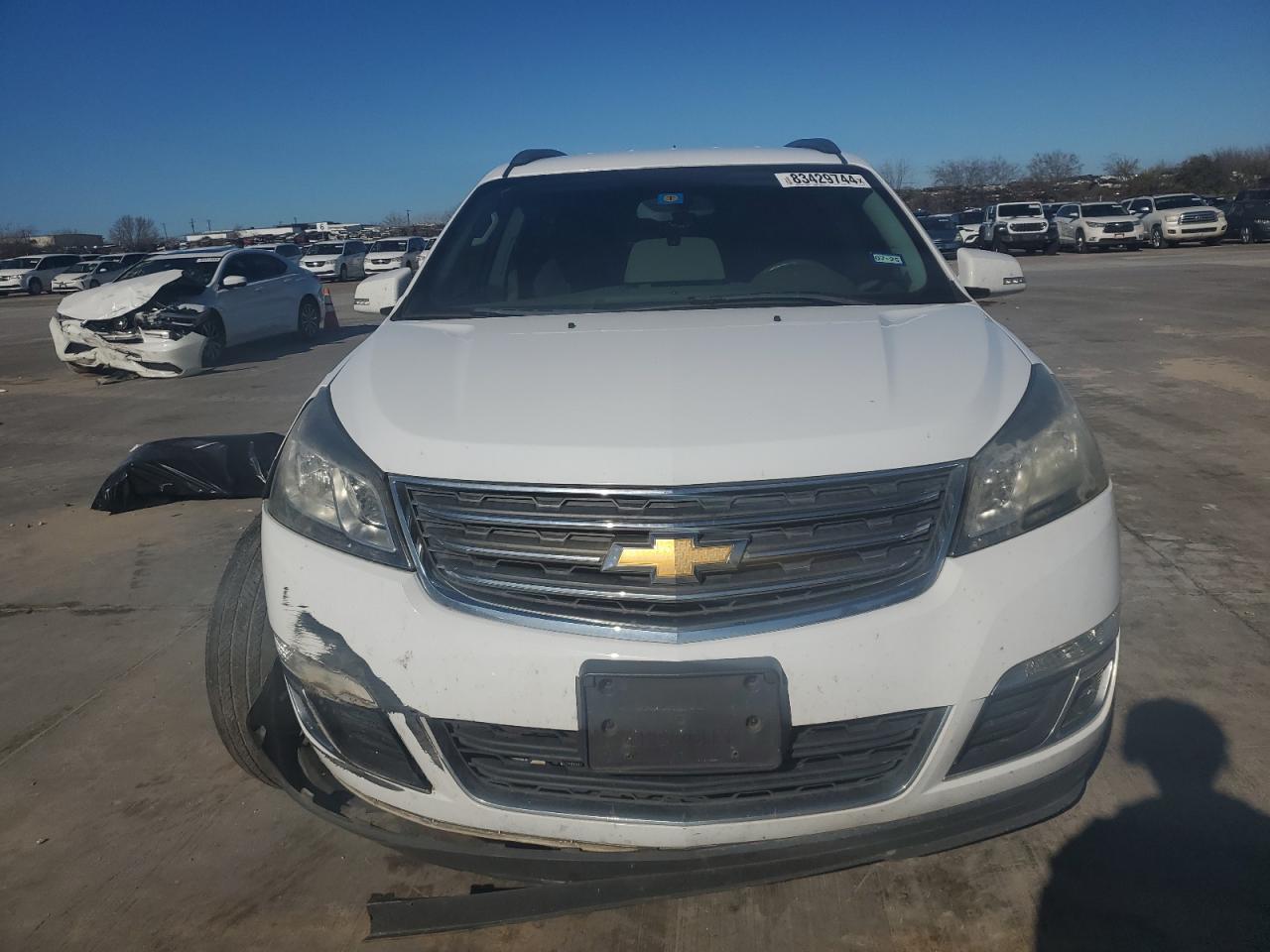 VIN 1GNKRGKD6HJ112080 2017 CHEVROLET TRAVERSE no.5