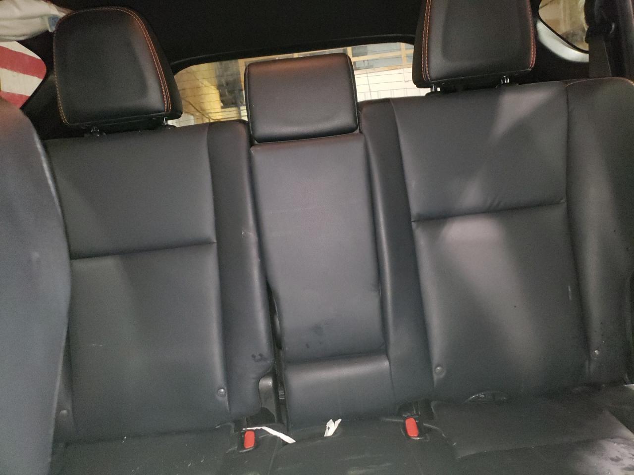2017 Toyota RAV 4 - Image 10