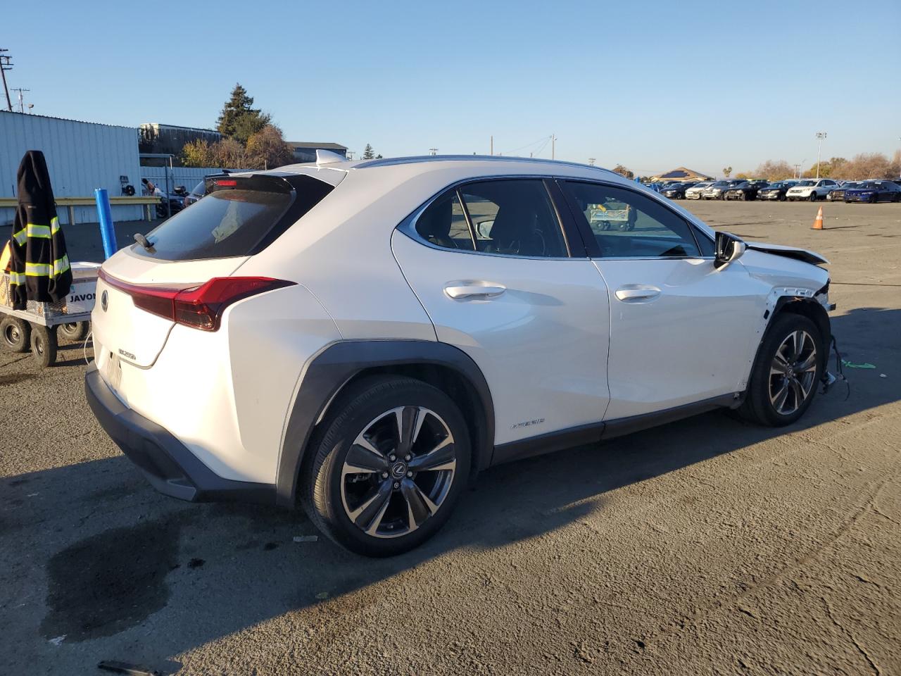 2019 Lexus UX - Image 3