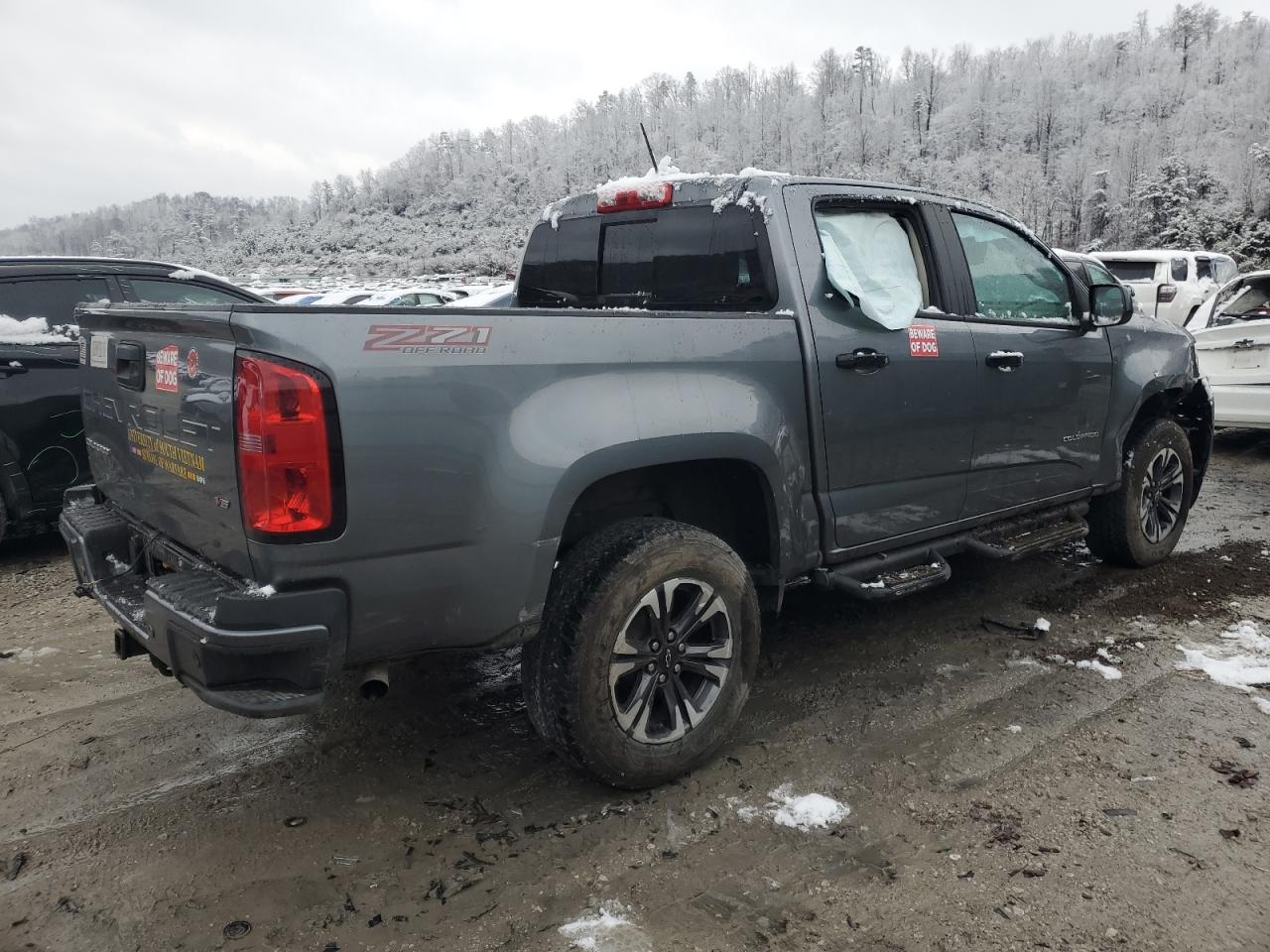 2022 Chevrolet Colorado - Image 3
