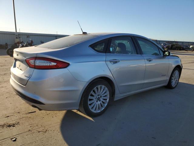  FORD FUSION 2016 Srebrny