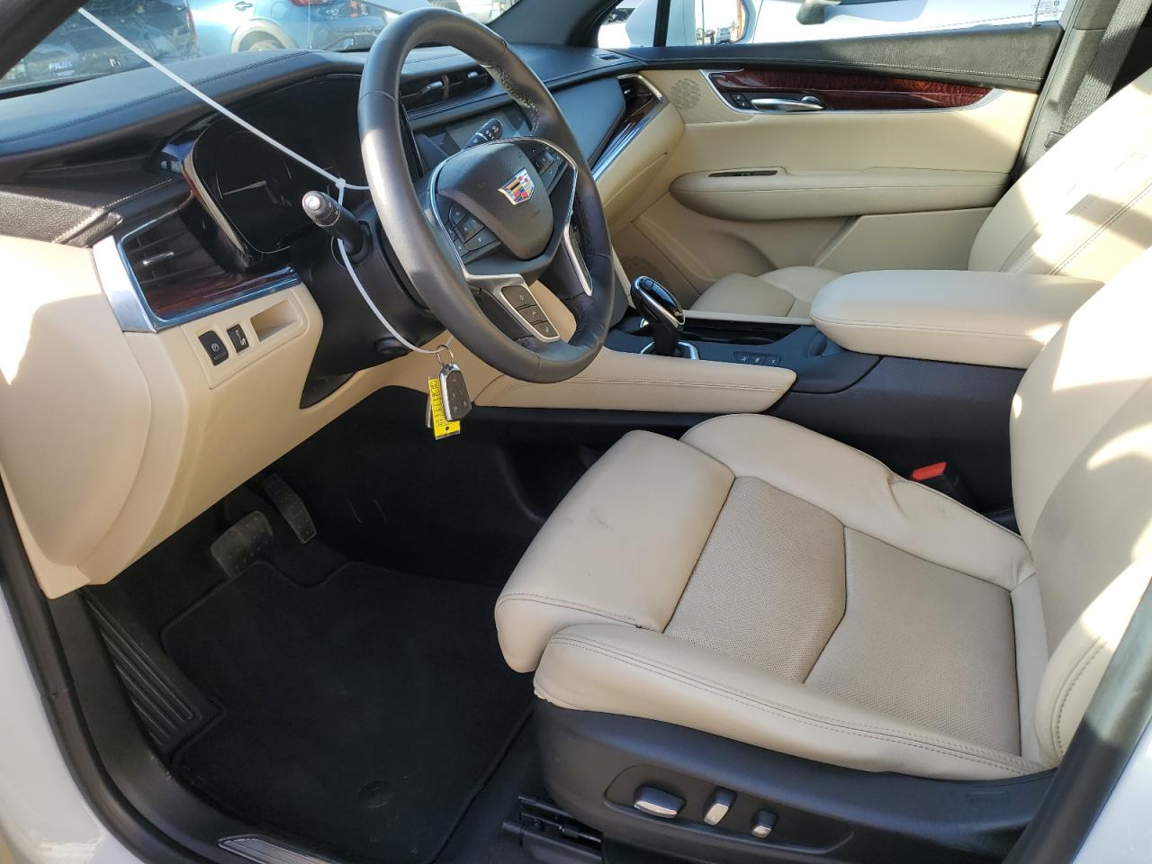 2017 Cadillac XT5 - Image 7