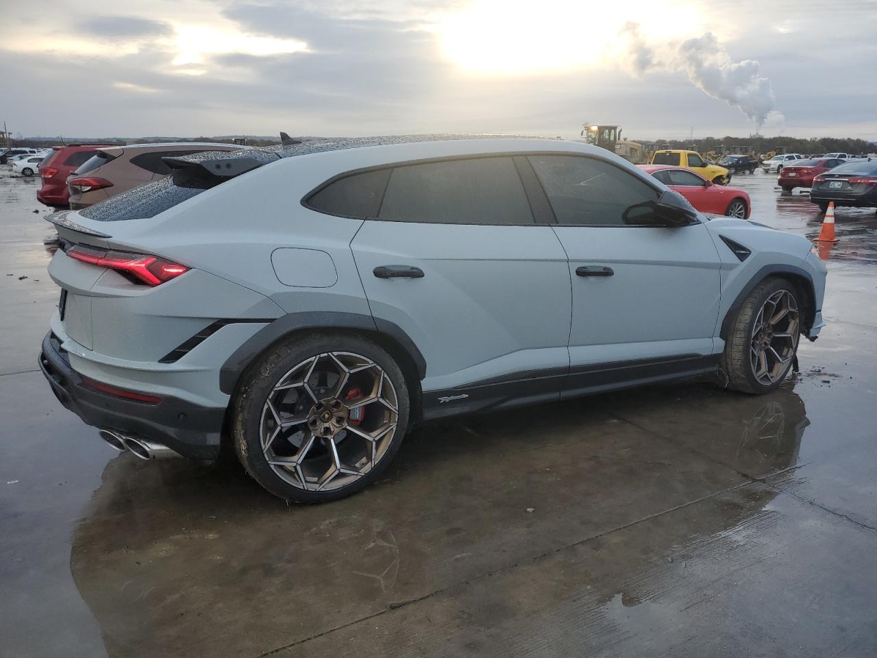 VIN ZPBUC3ZL1PLA27460 2023 LAMBORGHINI URUS PERFO no.3