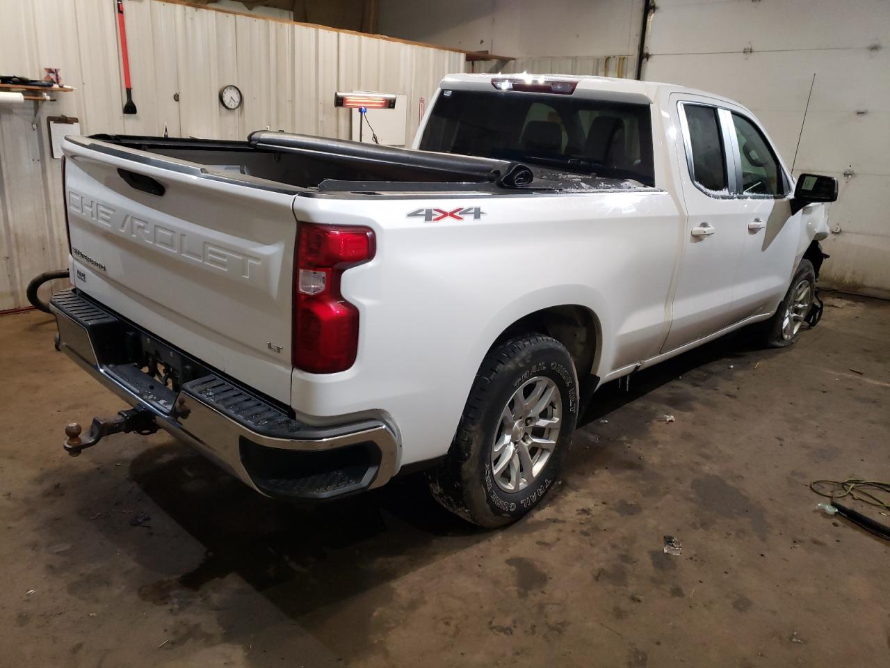 2019 Chevrolet Silverado - Image 3