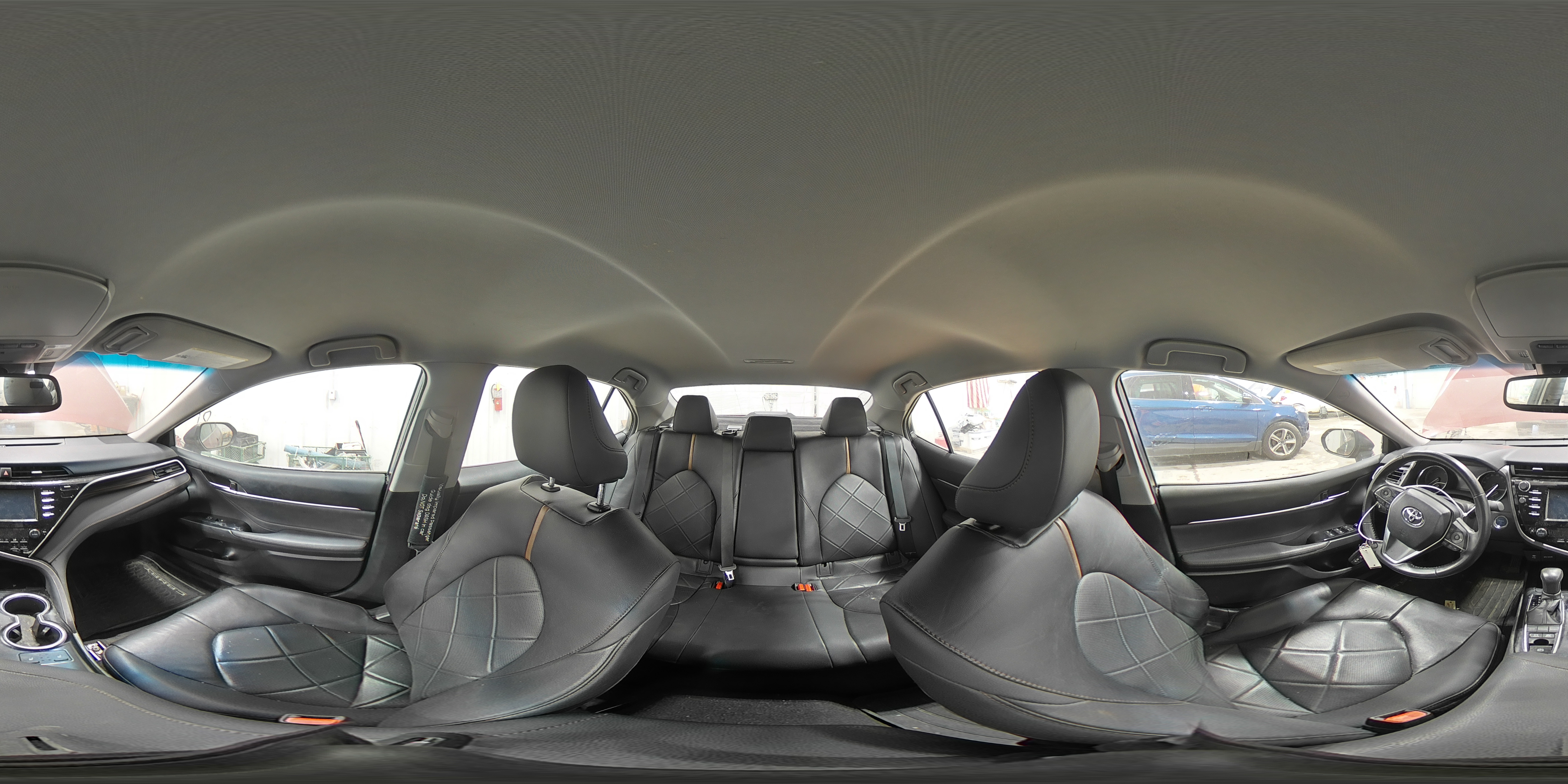 2018 Toyota Camry - Image 14
