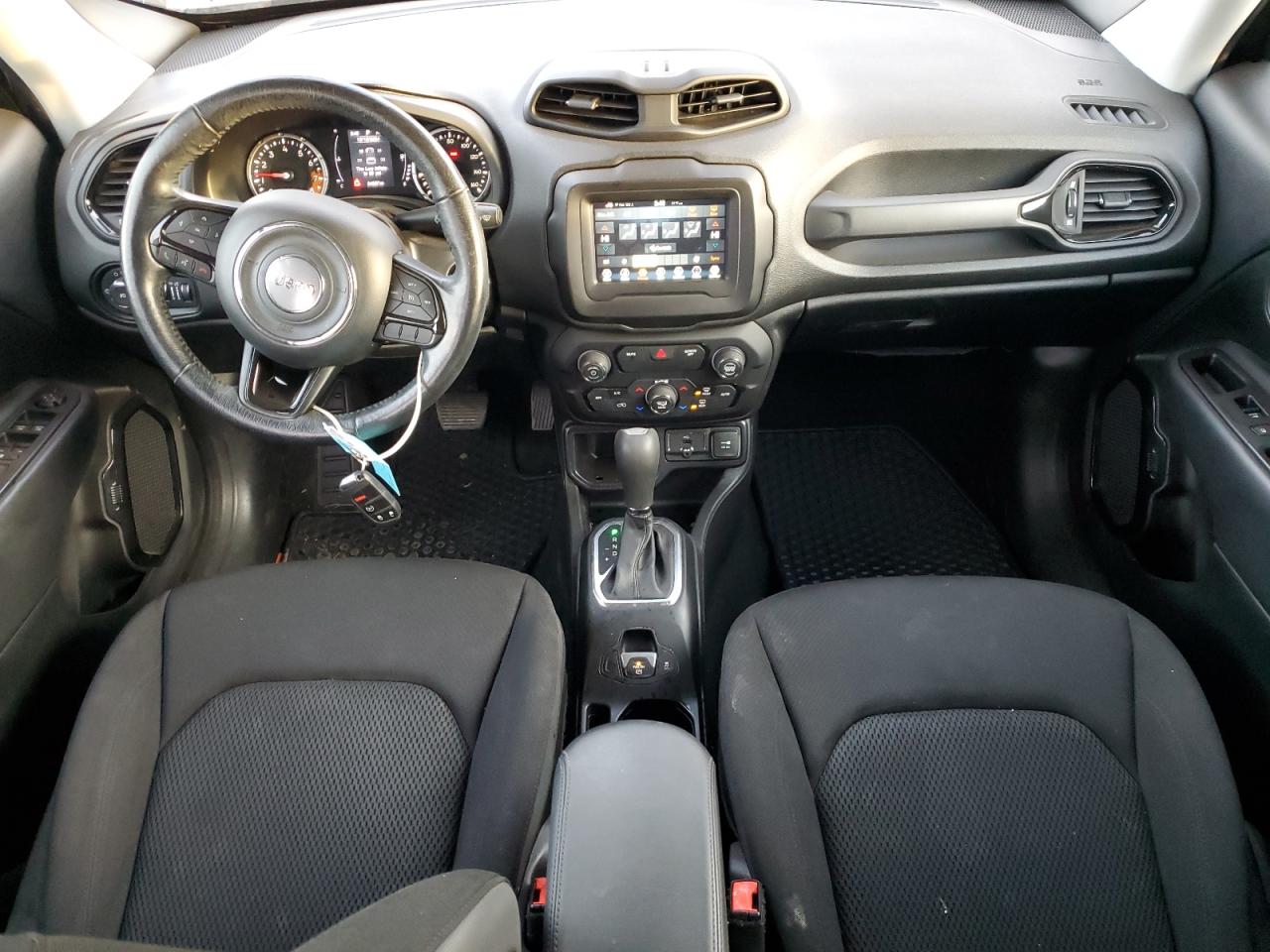 2018 Jeep Renegade - Image 8