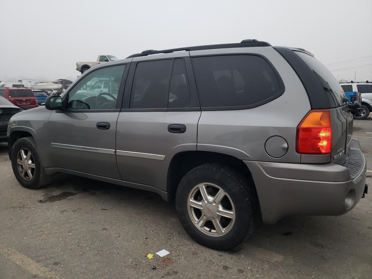 2008 GMC Envoy - Image 2