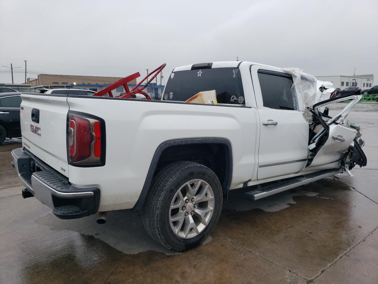 2017 GMC Sierra - Image 3