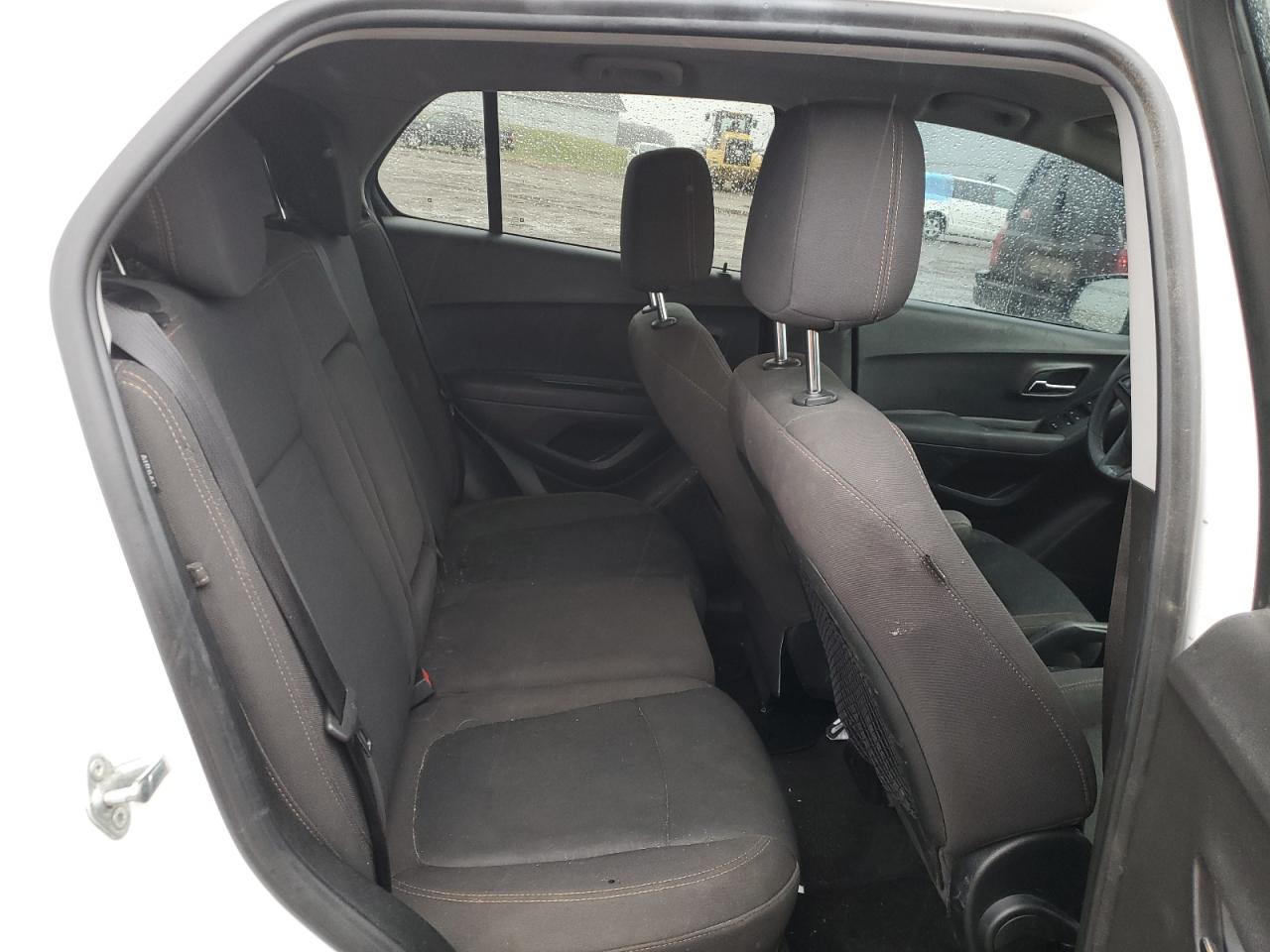 2019 Chevrolet Trax Ls VIN: 3GNCJNSBXKL229191 Lot: 86058374