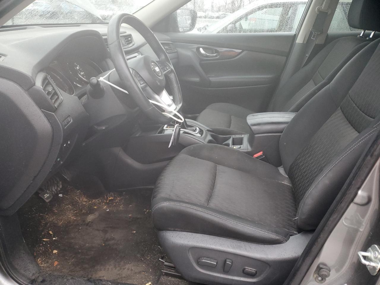2018 Nissan Rogue - Image 7