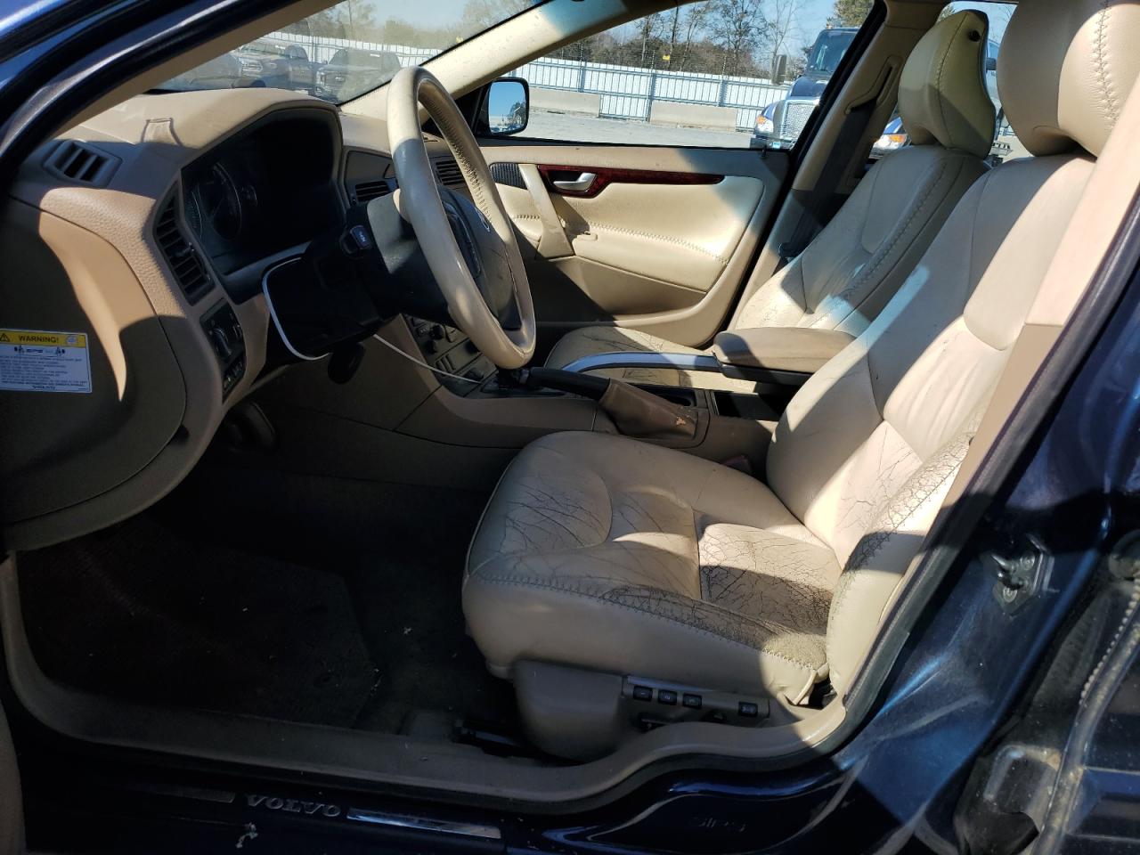 2004 Volvo XC70 - Image 7
