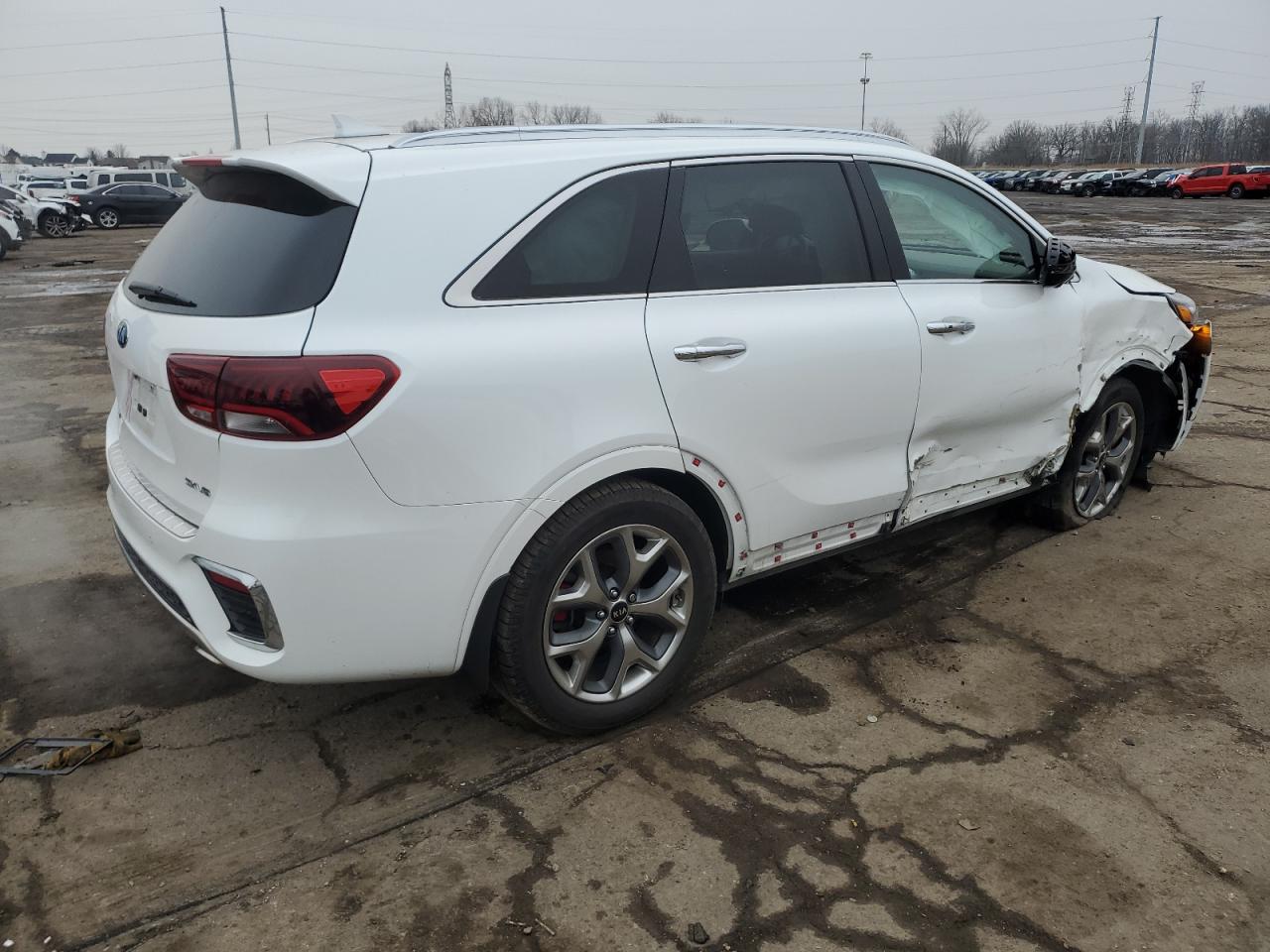 VIN 5XYPKDA59KG566097 2019 KIA SORENTO no.3