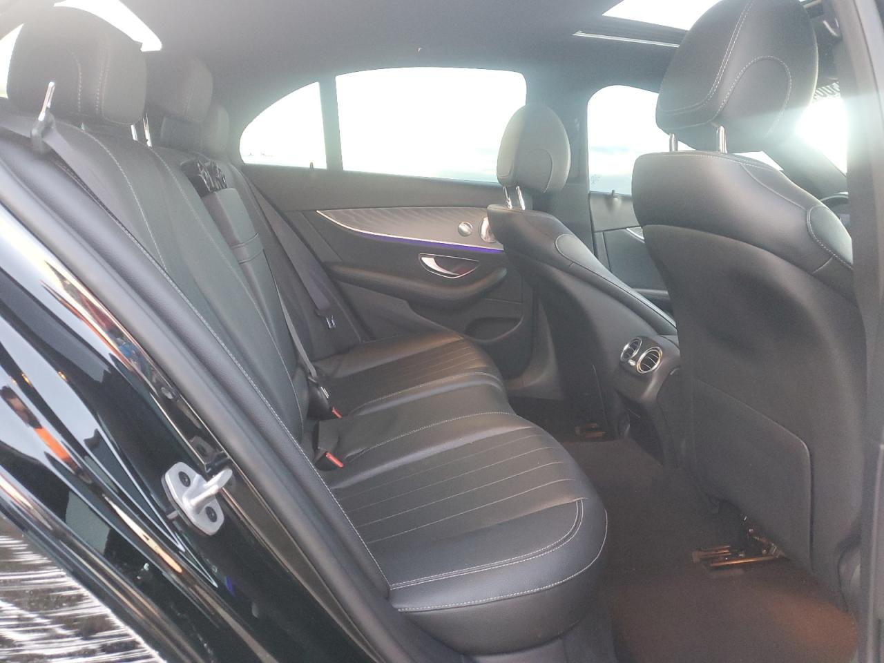 2021 Mercedes-Benz E-klasse - Image 10