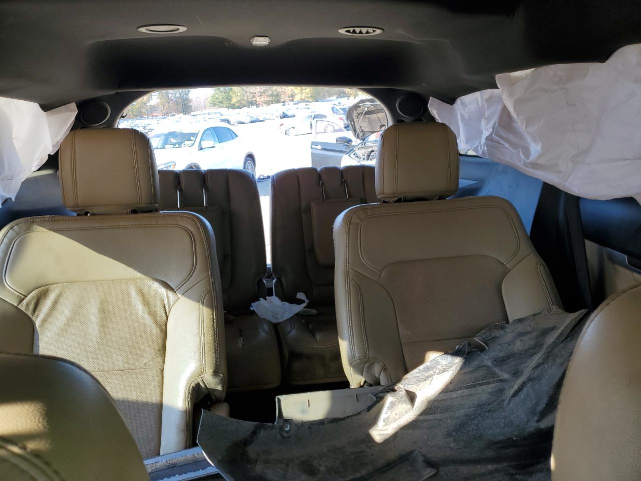 2017 Ford Explorer - Image 10
