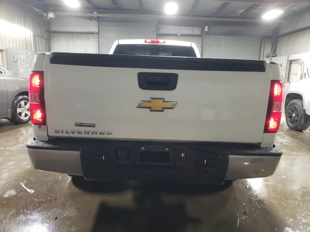 2012 Chevrolet Silverado - Image 6
