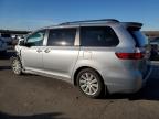 2017 Toyota Sienna Xle продається в Brookhaven, NY - Front End