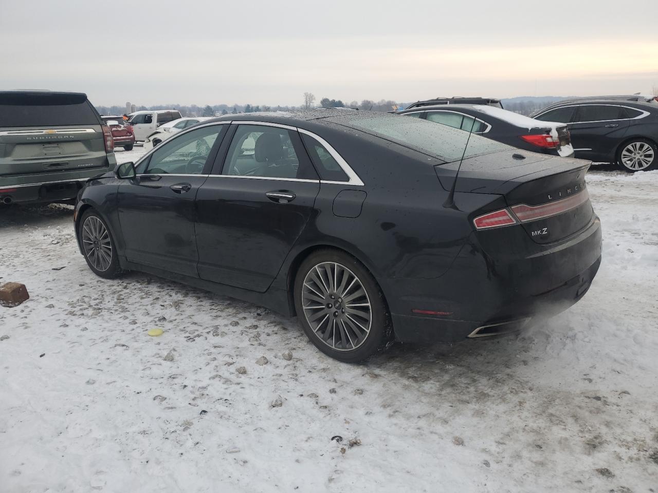 VIN 3LN6L2J9XDR817763 2013 LINCOLN MKZ no.2