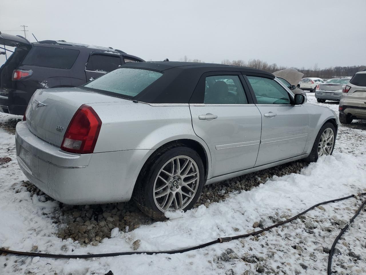 2005 Chrysler 300 - Image 3