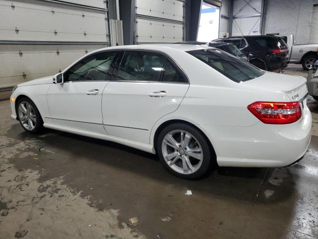  MERCEDES-BENZ E-CLASS 2013 Biały