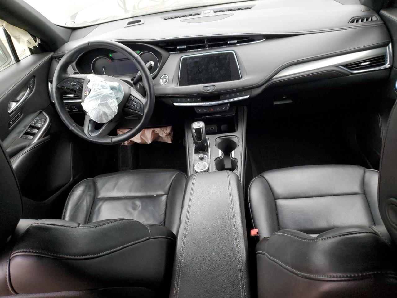 2019 Cadillac XT4 - Image 8