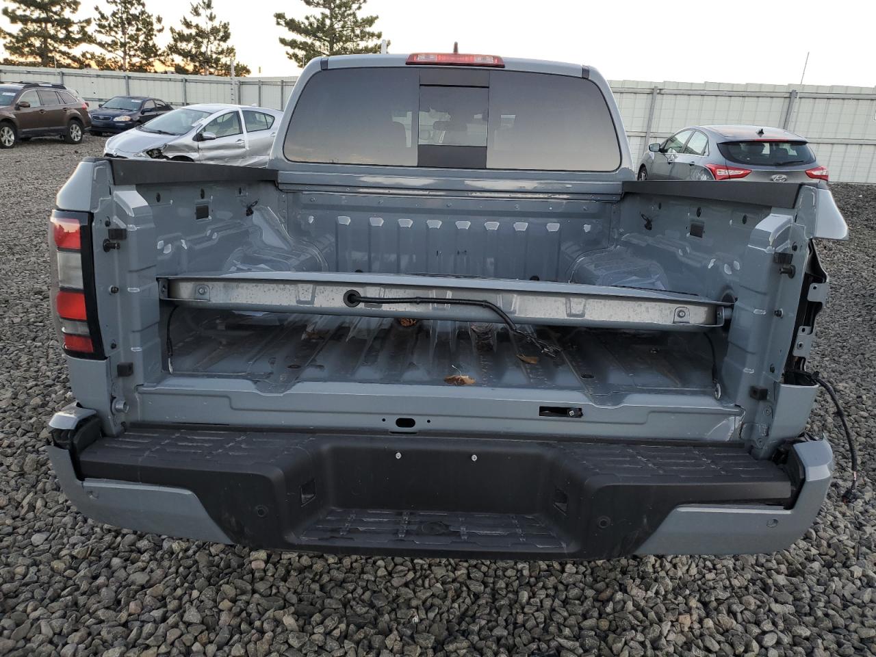 2024 Nissan Navara (Frontier) - Image 6