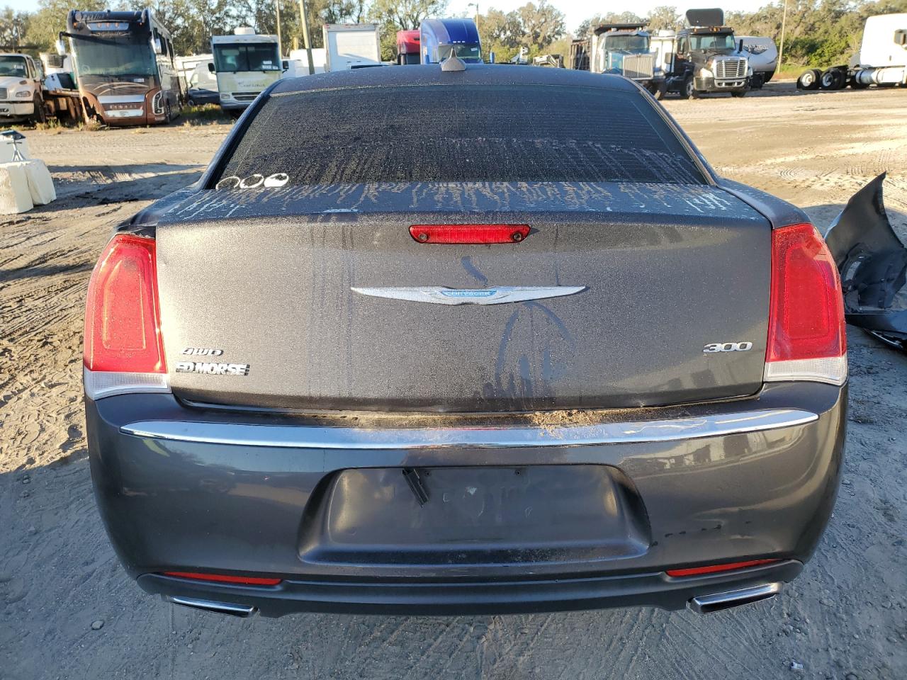 2018 Chrysler 300 - Image 6