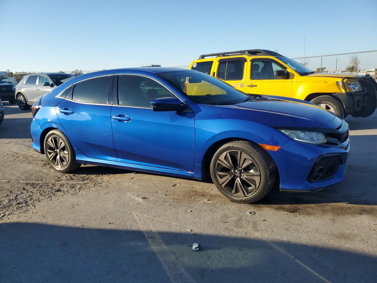 2017 Honda Civic - Image 4