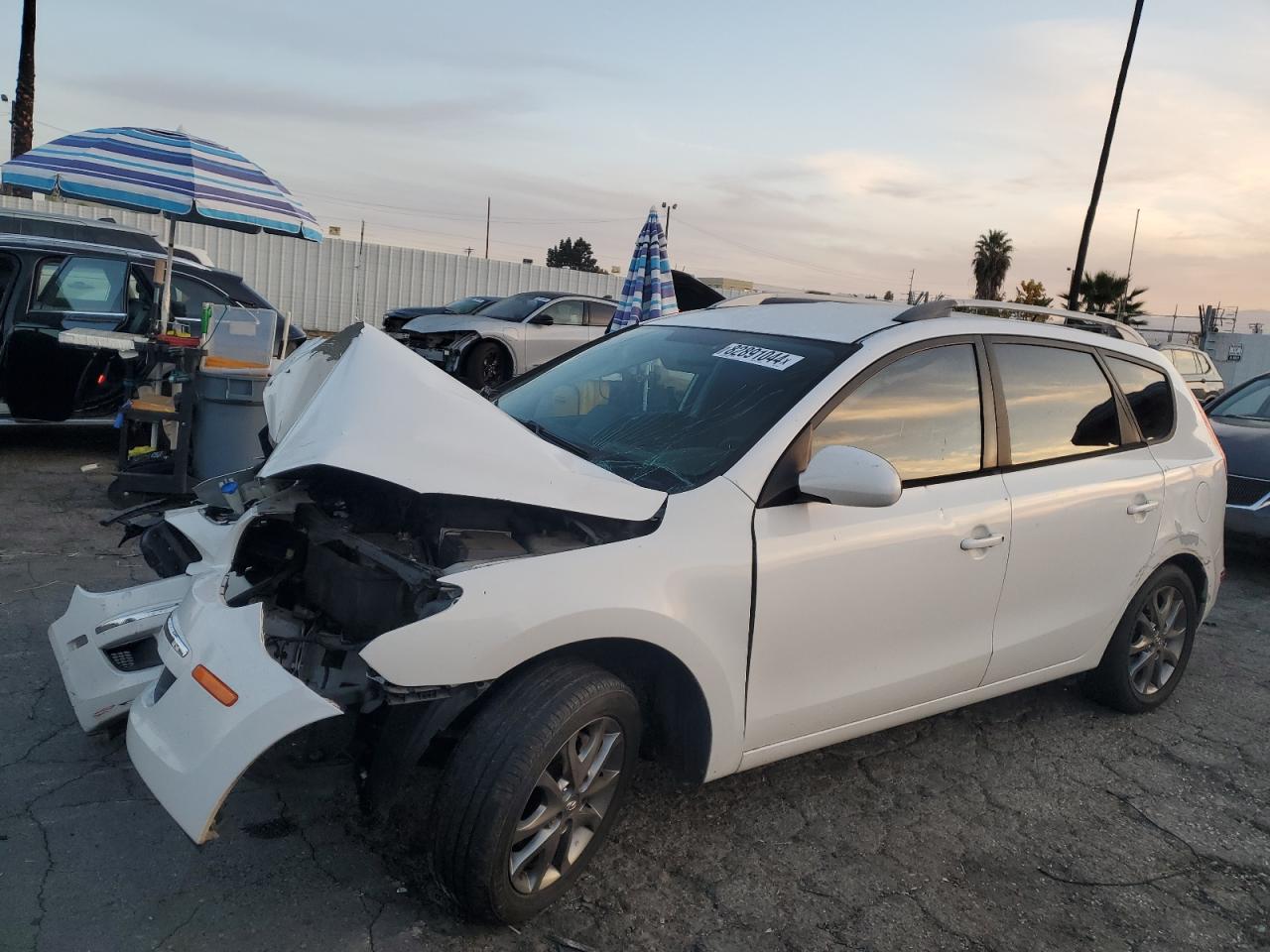 2012 Hyundai Elantra - Image 1