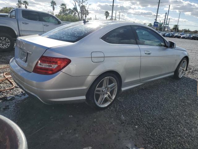  MERCEDES-BENZ C-CLASS 2012 Сріблястий