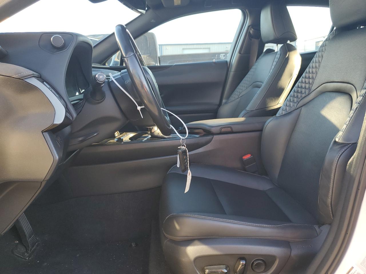 2019 Lexus UX - Image 7
