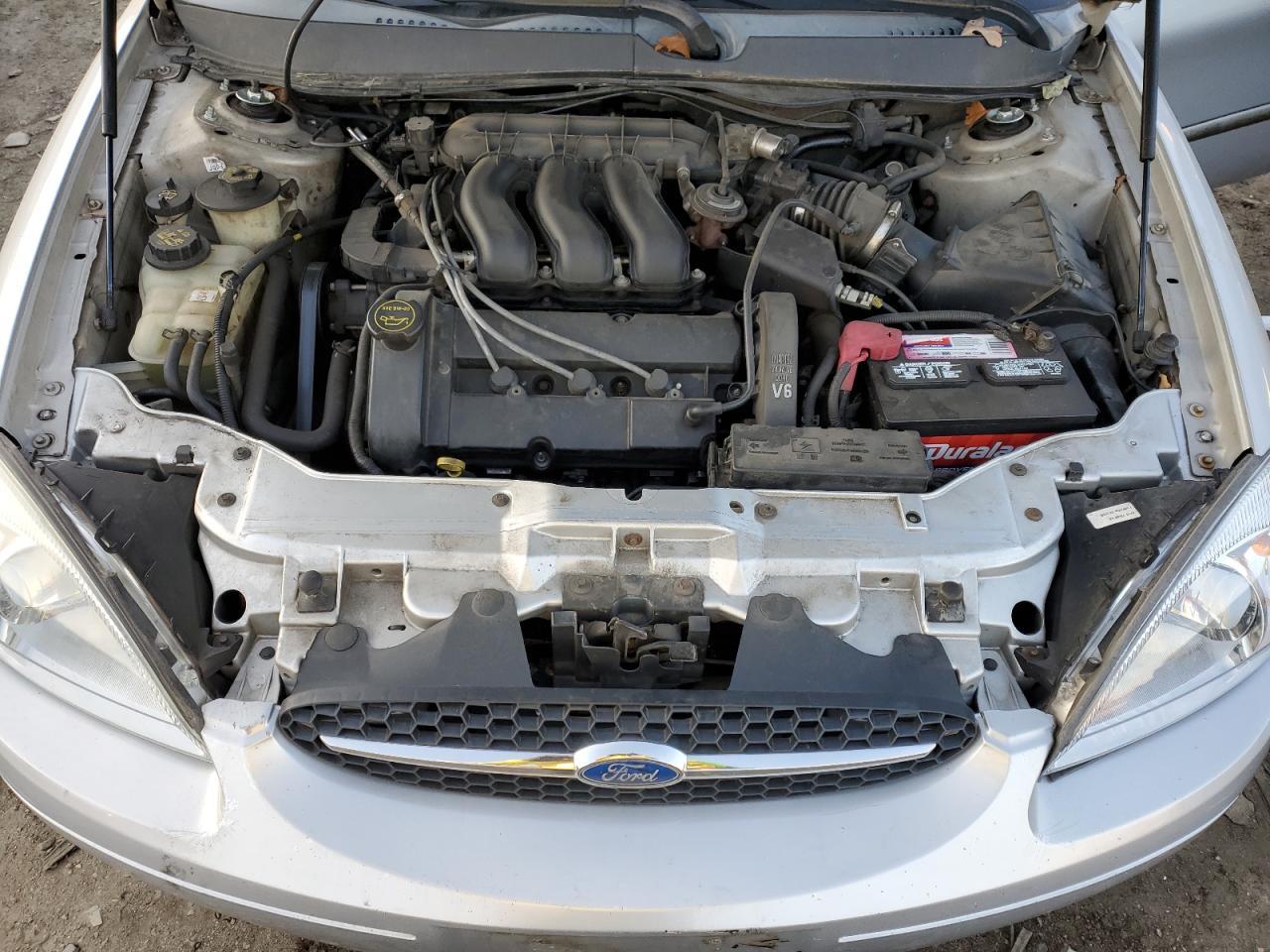 2001 Ford Taurus - Image 11