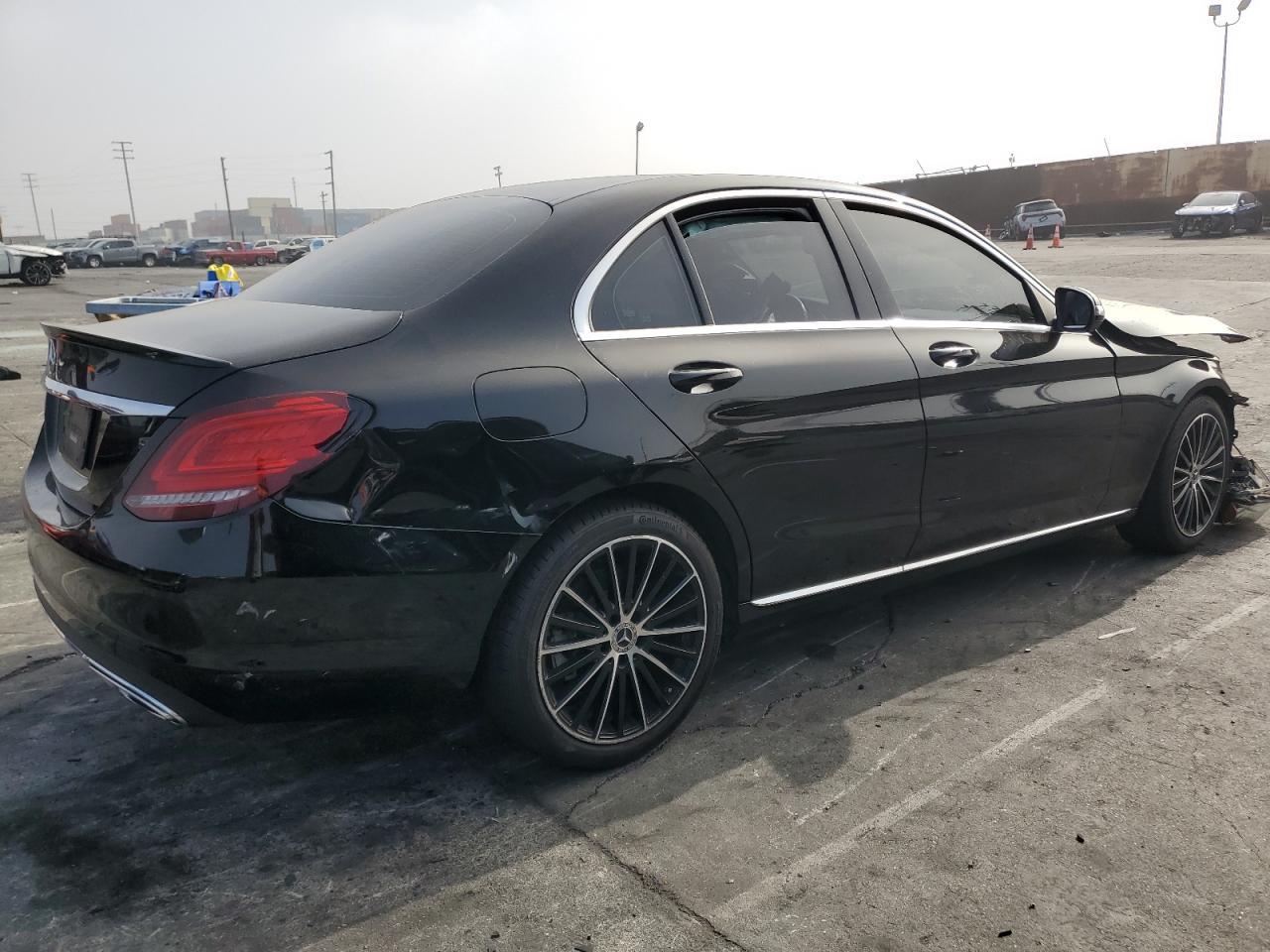 VIN 55SWF8DB0KU295297 2019 MERCEDES-BENZ C-CLASS no.3