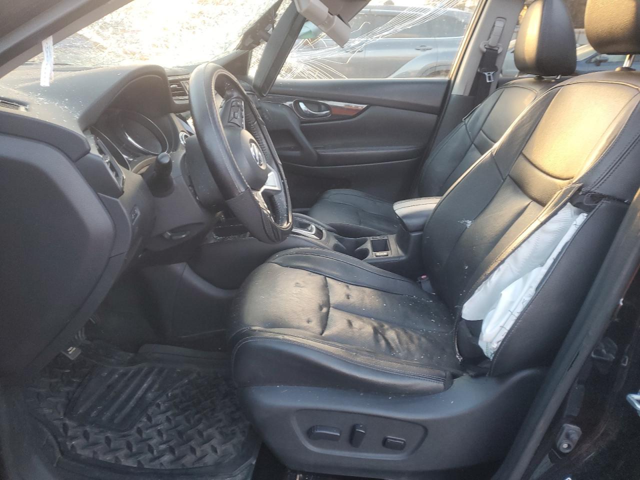 2018 Nissan Rogue - Image 7