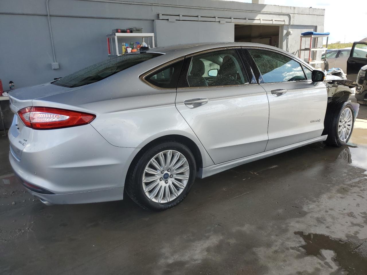 2016 Ford Fusion - Image 3
