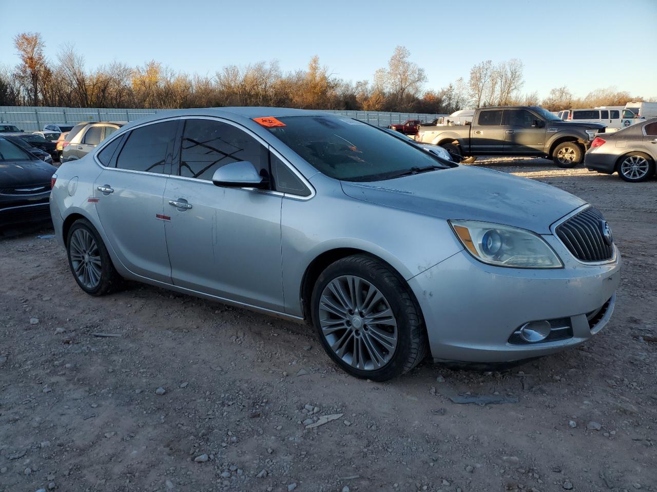 VIN 1G4PS5SKXD4110830 2013 BUICK VERANO no.4