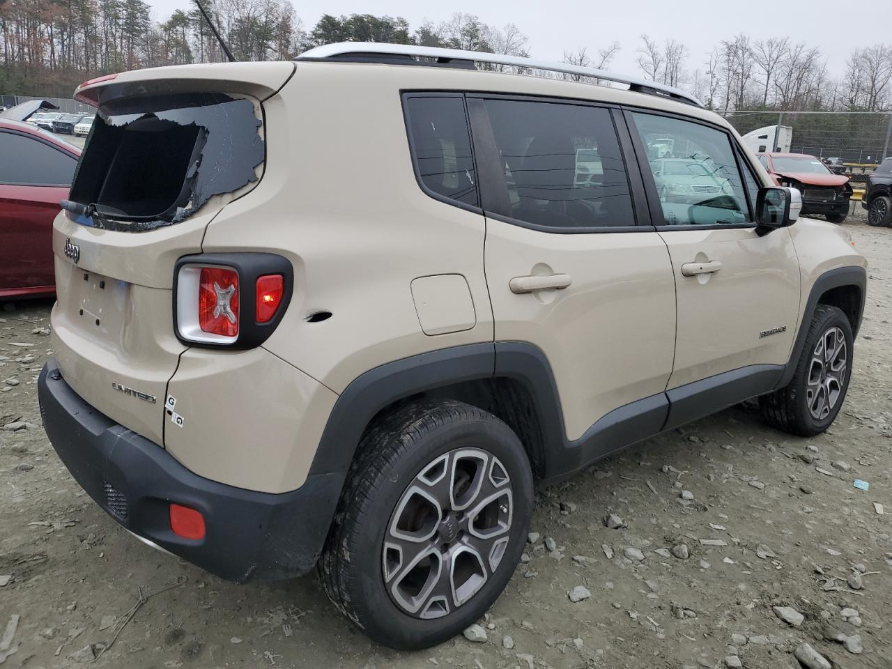 VIN ZACCJBDT7FPC00144 2015 JEEP RENEGADE no.3