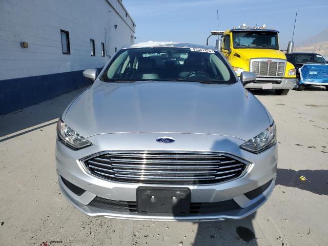  FORD FUSION 2017 Srebrny