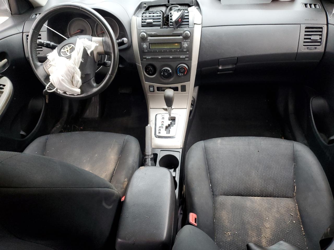 2010 Toyota Corolla - Image 8