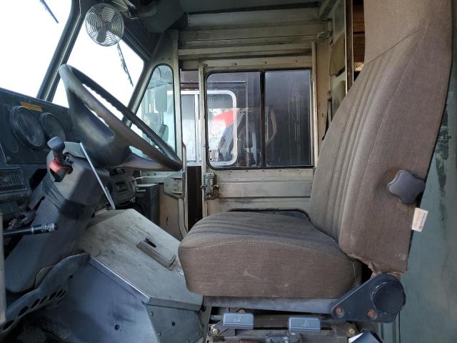 2009 FREIGHTLINER CHASSIS M LINE WALK-IN VAN