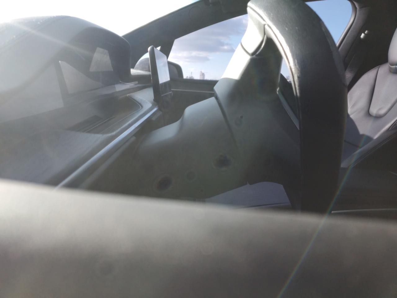 2022 Tesla Model X VIN: 7SAXCBE5XNF335218 Lot: 84219794