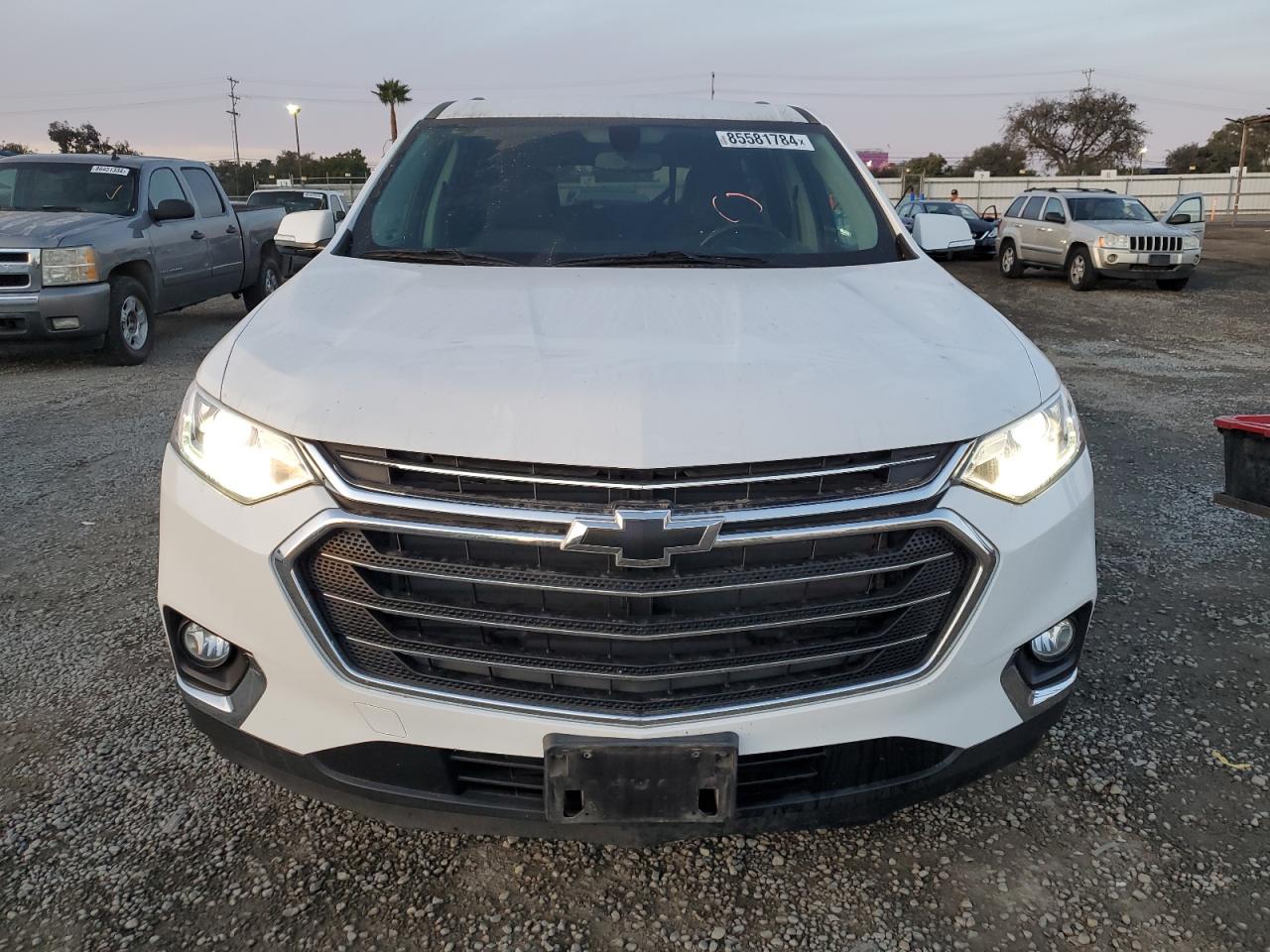 VIN 1GNERGKW0KJ112744 2019 CHEVROLET TRAVERSE no.5