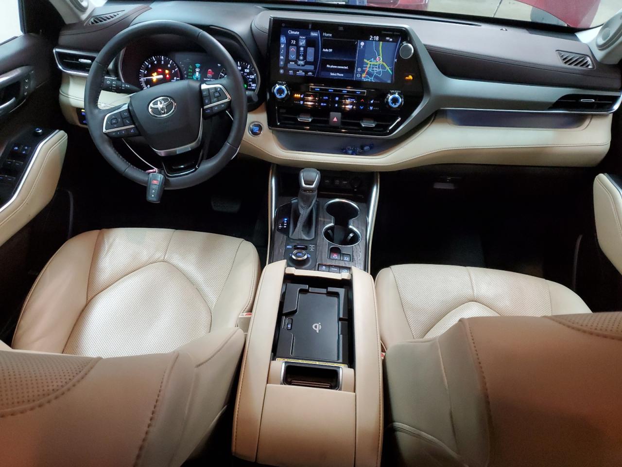 2020 Toyota Highlander - Image 8