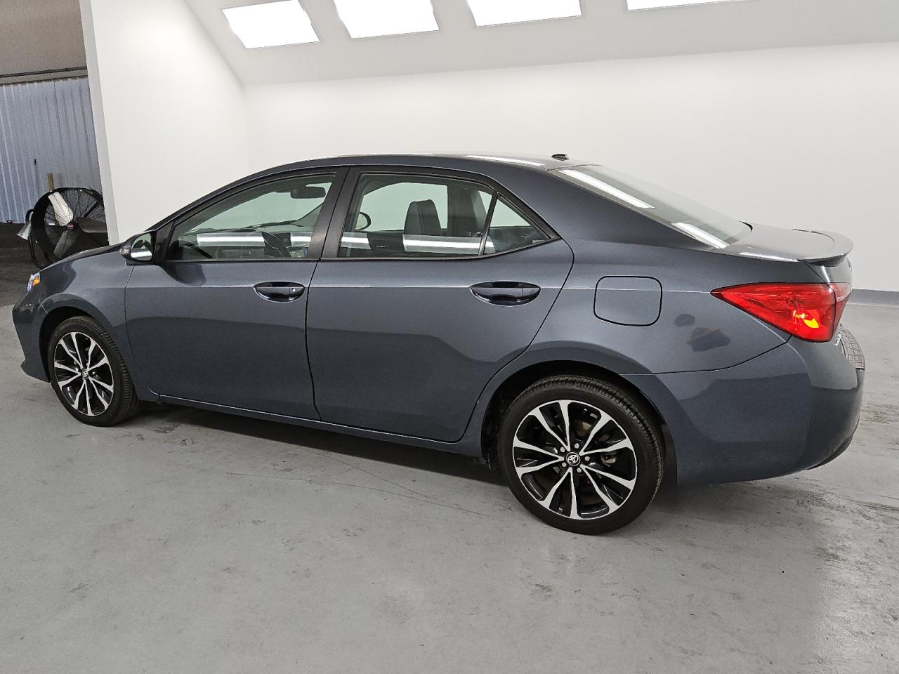 2018 Toyota Corolla - Image 2