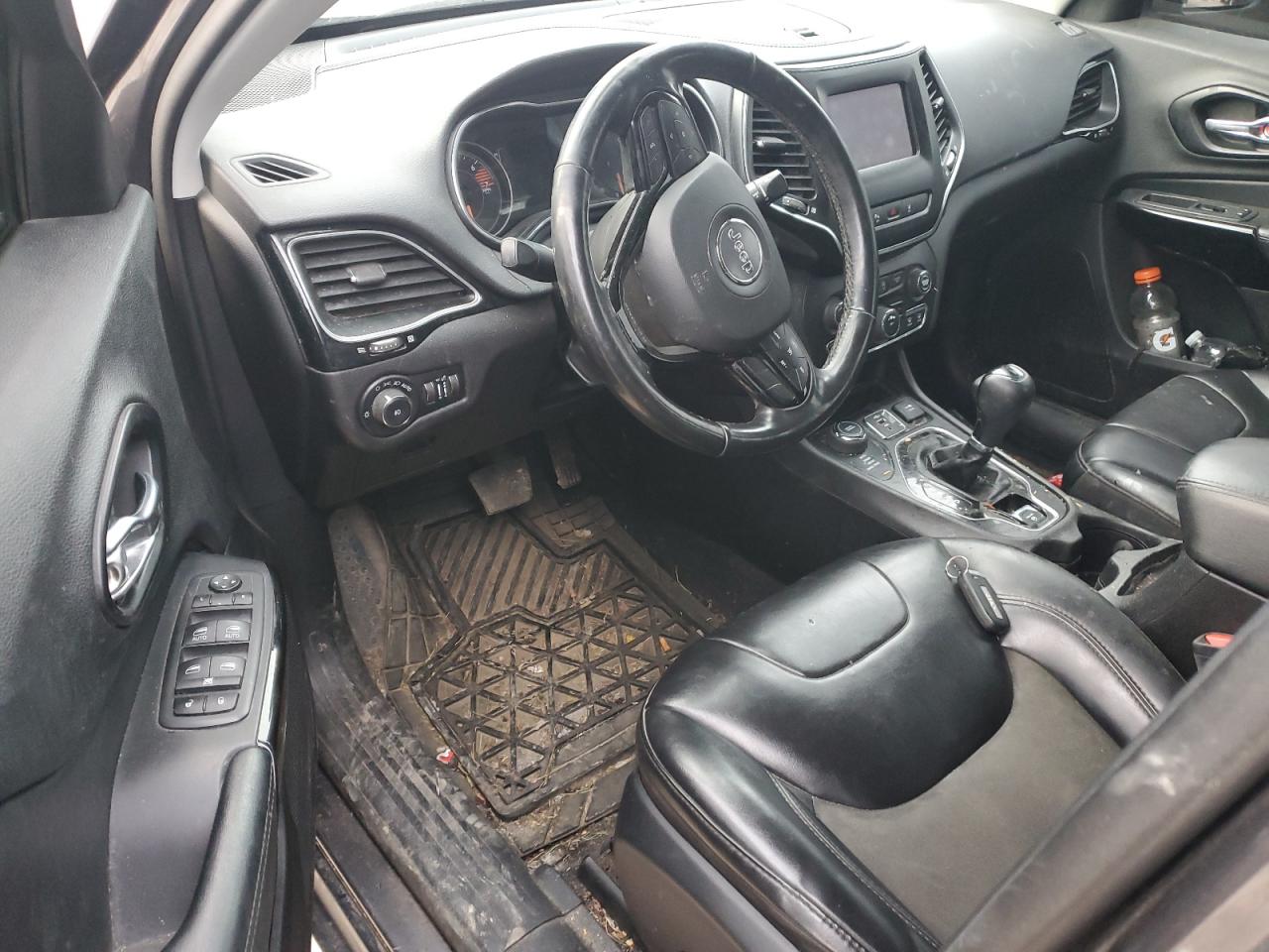 2021 Jeep Grand Cherokee - Image 8