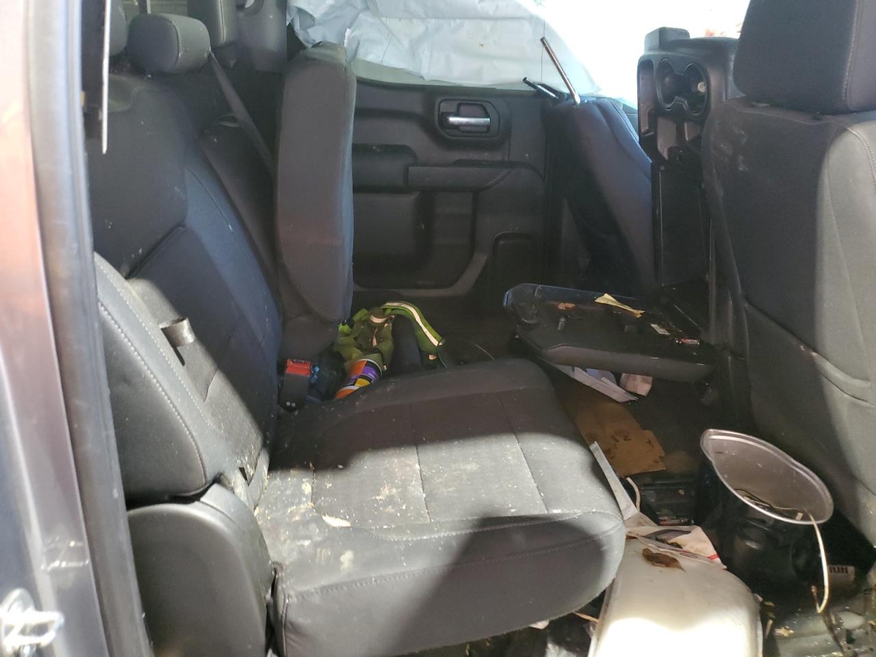 2019 Chevrolet Silverado - Image 10