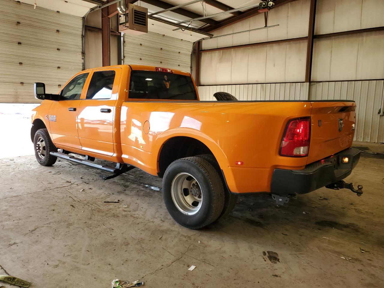 2017 RAM 3500 - Image 2