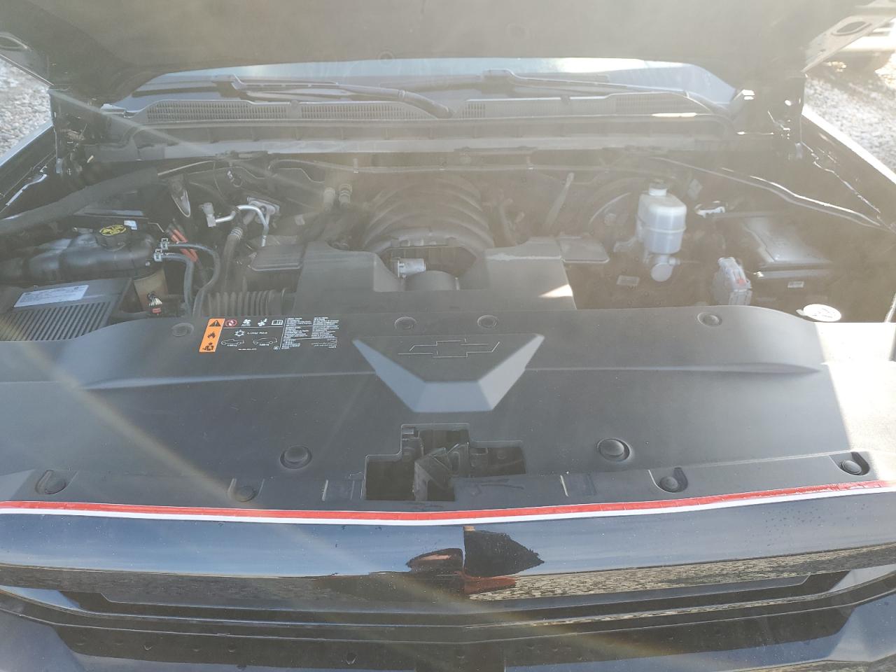 2018 Chevrolet Silverado - Image 11
