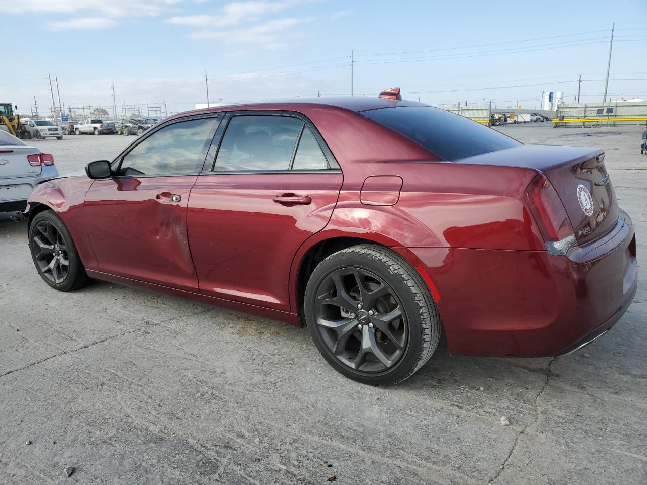 VIN 2C3CCAAG2MH606346 2021 CHRYSLER 300 no.2